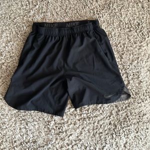 Mens Nike Dry Fit Running Shorts L